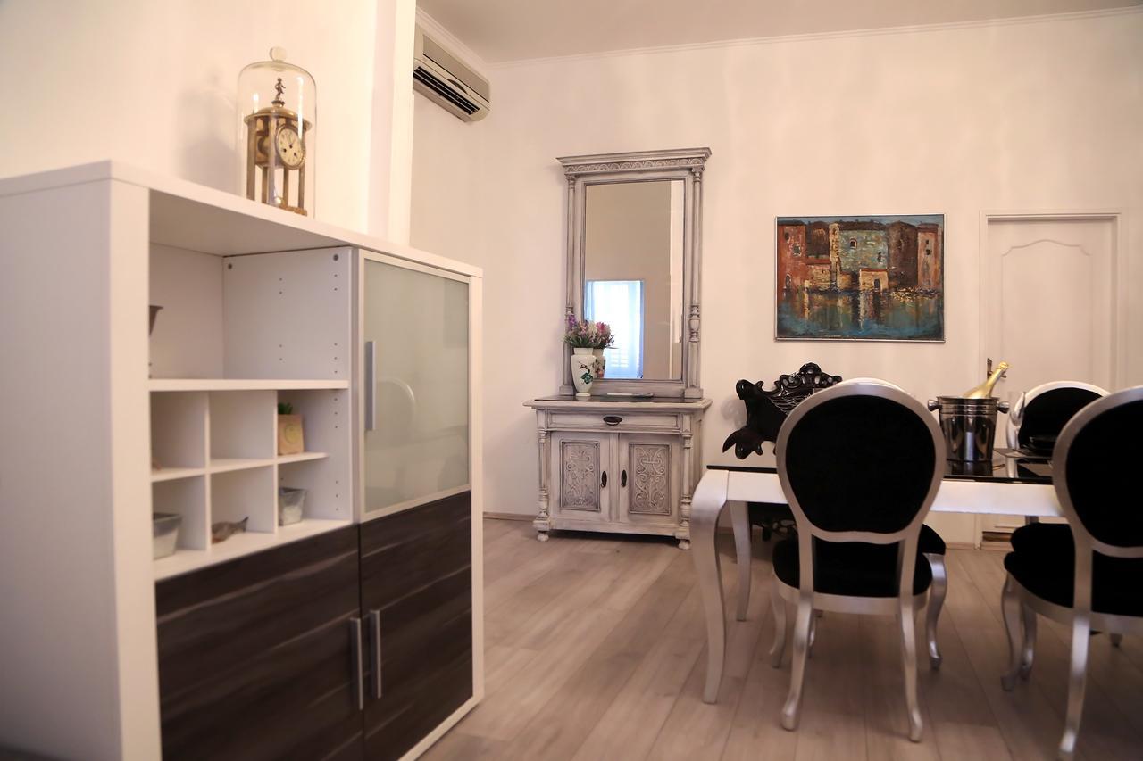 Apartment Papalic Palace Split Bagian luar foto