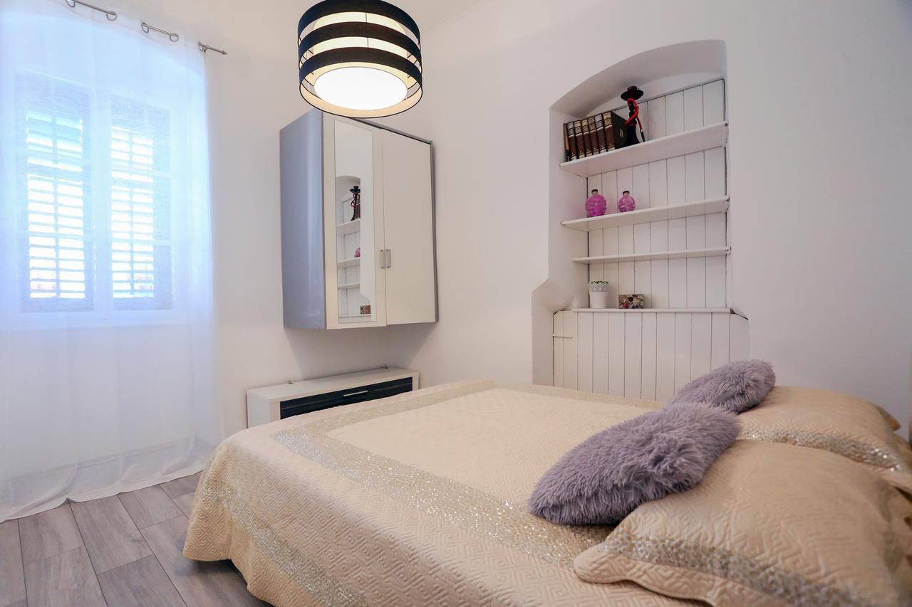 Apartment Papalic Palace Split Bagian luar foto
