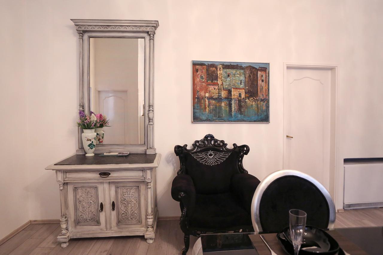 Apartment Papalic Palace Split Bagian luar foto